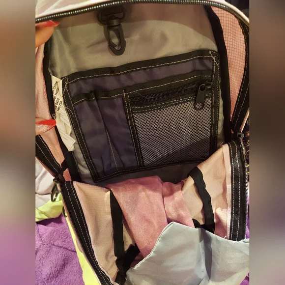 Purple backpack - Picture 7 of 9